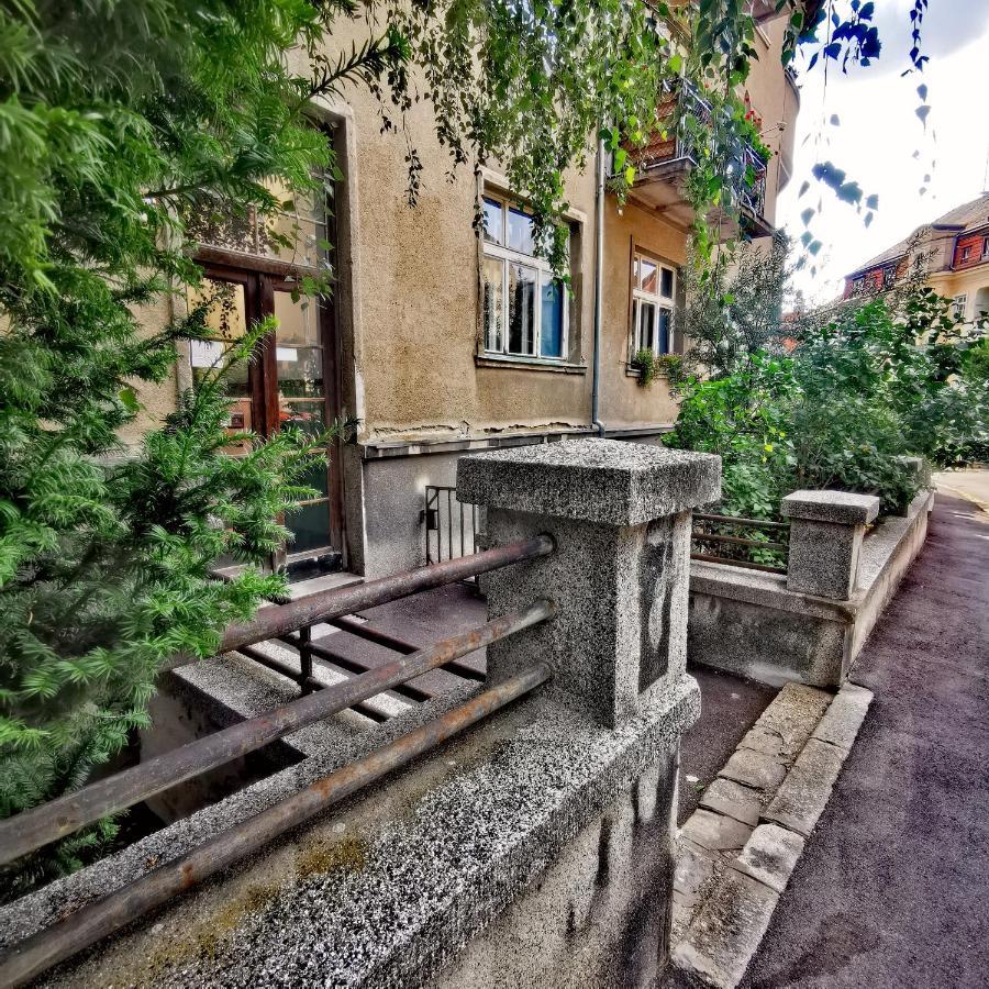 ברטיסלאבה Cozyhome The Castle Apartment - Spacious, Quiet, High Ceiling מראה חיצוני תמונה